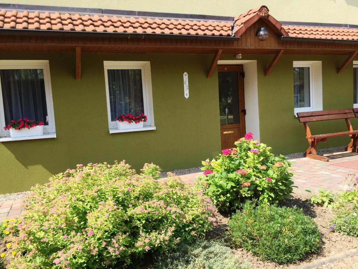 Penzion V Parku Cejkovice  Dış mekan fotoğraf
